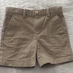Vineyard Vines boys shorts